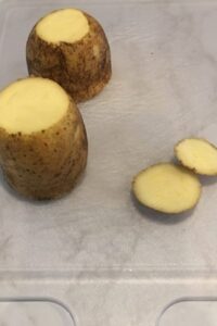 how to cut a potato