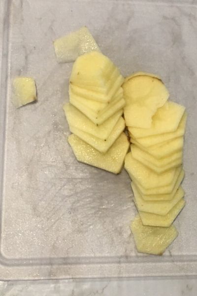 how to cut a potato ⅛ in thick