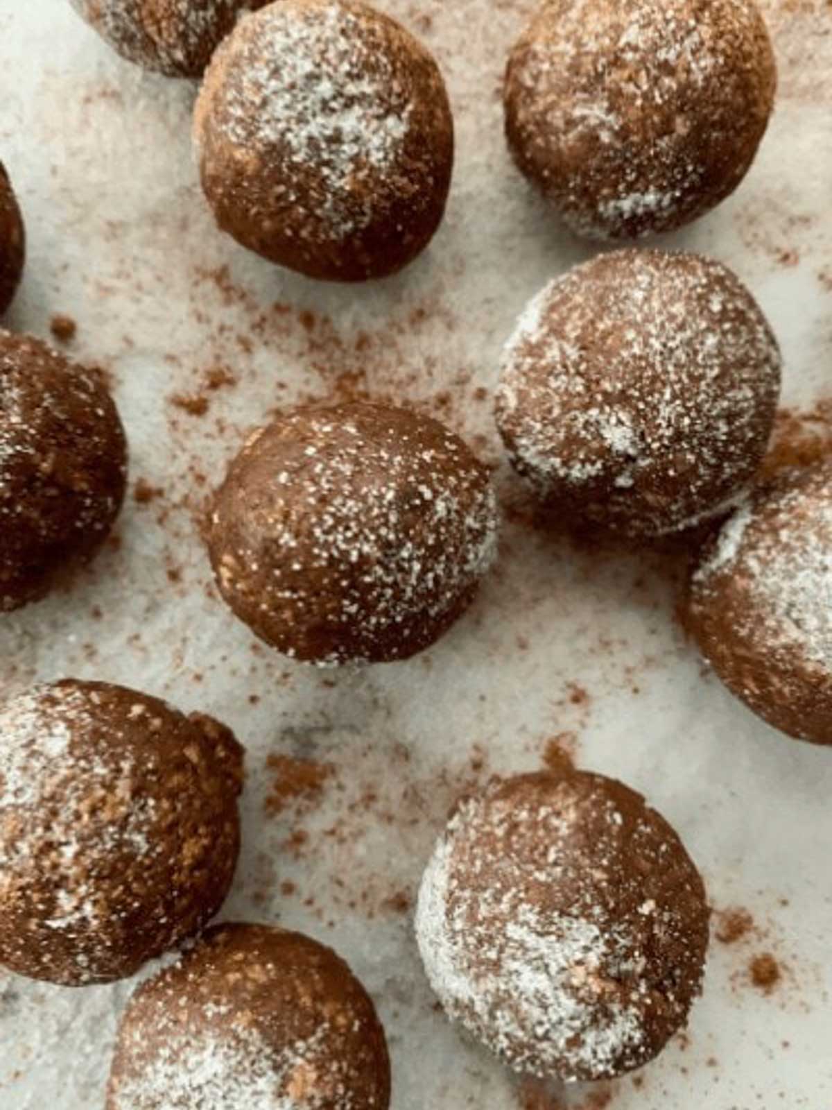 gingerbread balls