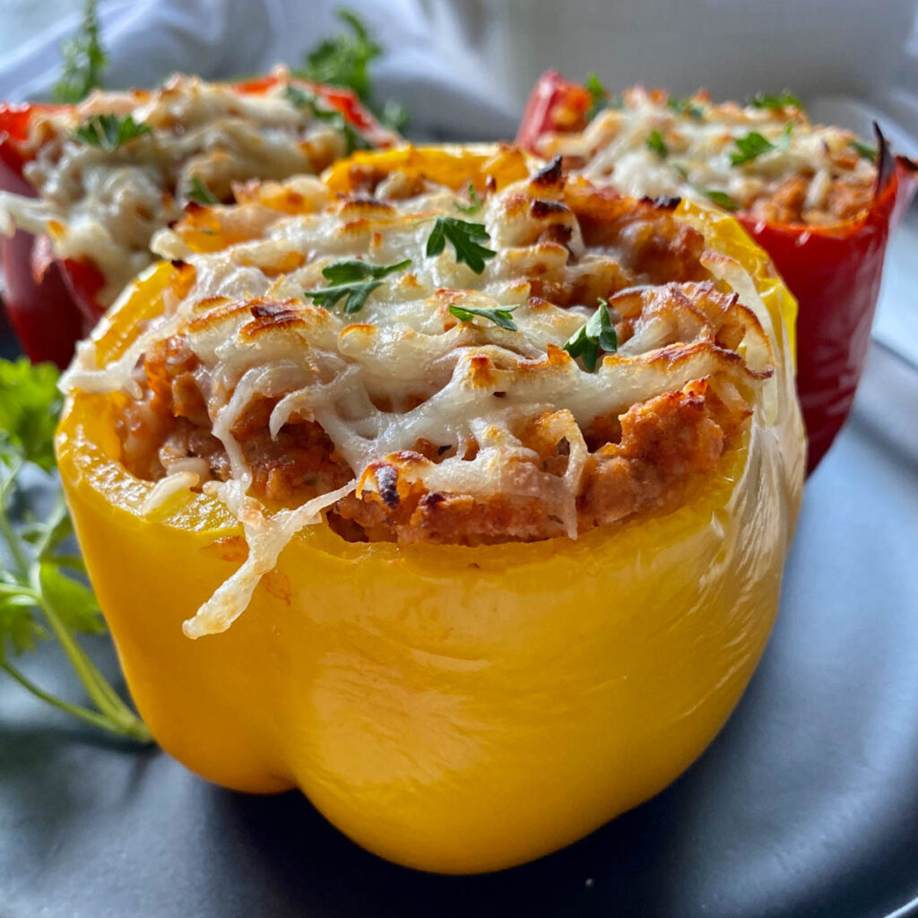 ground chicken stuffed peppers