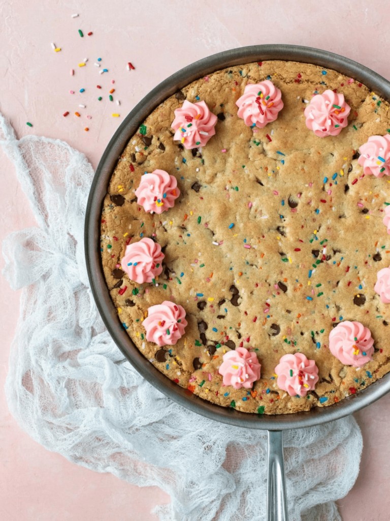 gf chocolate chip funfetti cookie