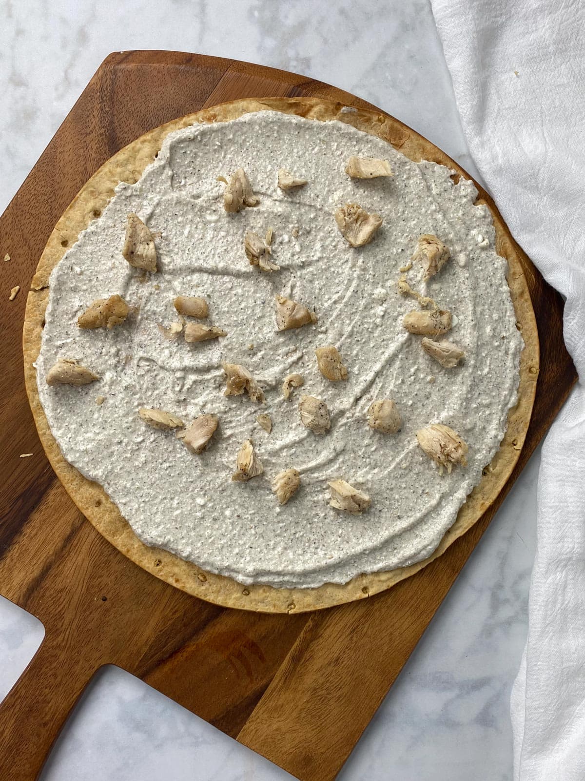 how-to-make-cottage-cheese-pizza: add chicken